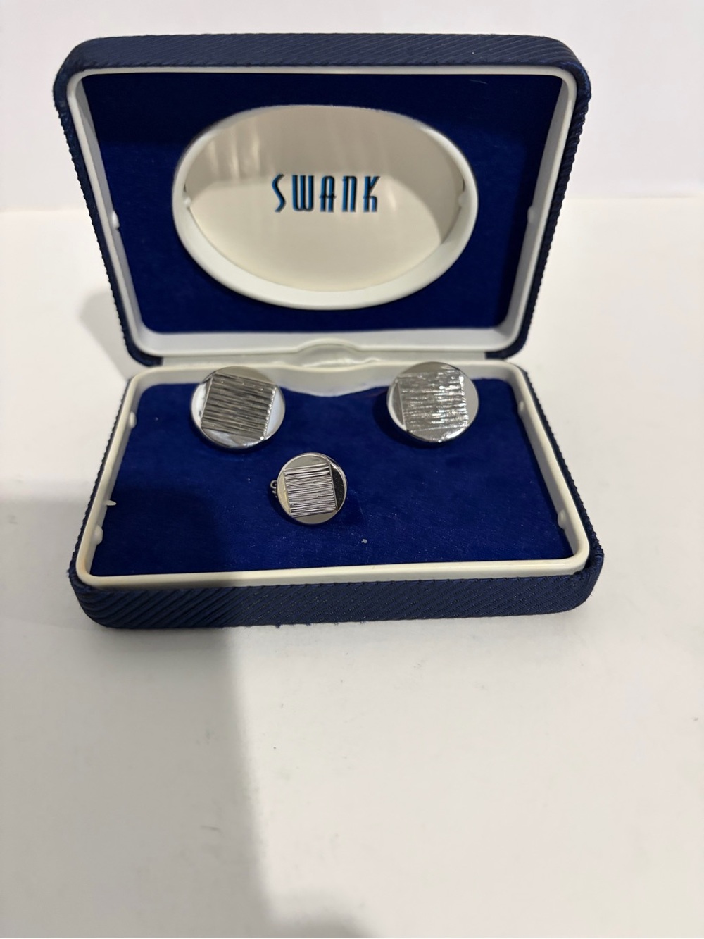 Vintage SWANK Silver Textured Round Cufflinks and Tie Pin Set